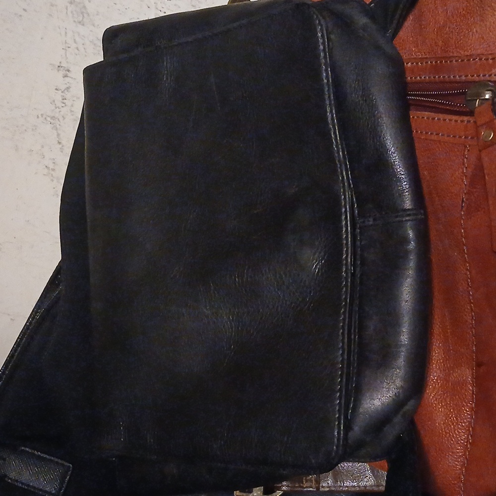 Vintage America Black Shoulder Bag